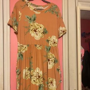 Bought from an online boutique, very soft dress!